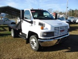 ABSOLUTE 2004 GMC C5500 TRUCK,