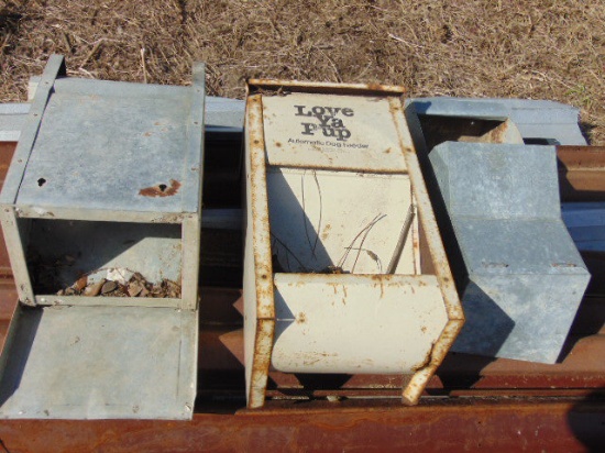 3 DOG FEEDERS AND MISC METAL