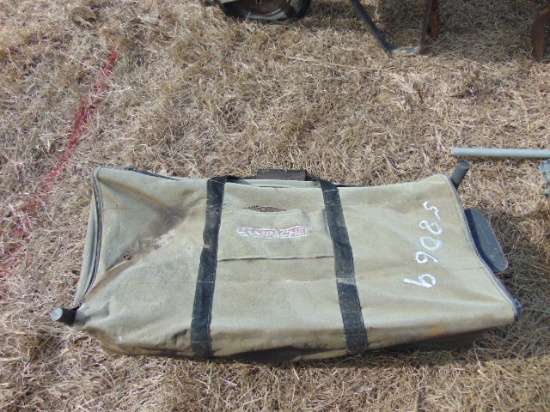 1- TENT AND 1- COOKER