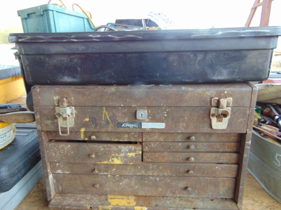 1- TRAY AND 1- TOOLBOX WITH TOOLS