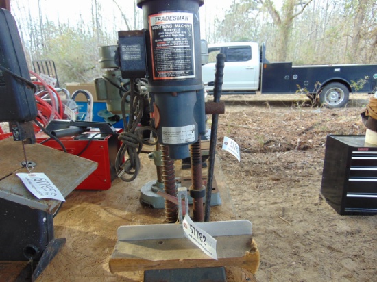 TRADESMAN MODEL 8120 MORTISING,