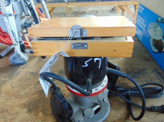 CRAFTSMAN ROUTER AND BOX,