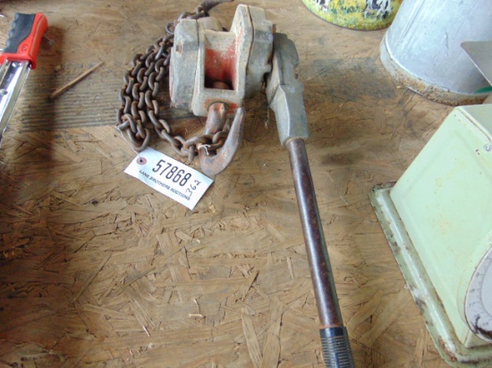 CHAIN HOIST (YALE)