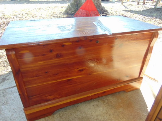 CEDAR CHEST WITH KEY