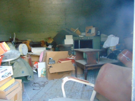 ALL CONTENTS OF GRAIN BIN,