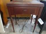 SINGER SEWING MACHINE