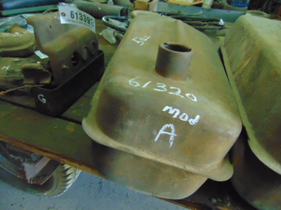 JOHN DEERE GAS TANK FOR MODEL A