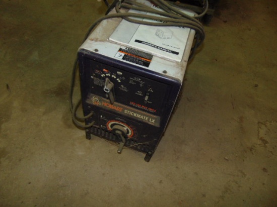 HOBART STICK MATE LX WELDER,