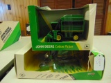 ERTL 1/64 SCALE JD COMBINE TOY TRACTOR,