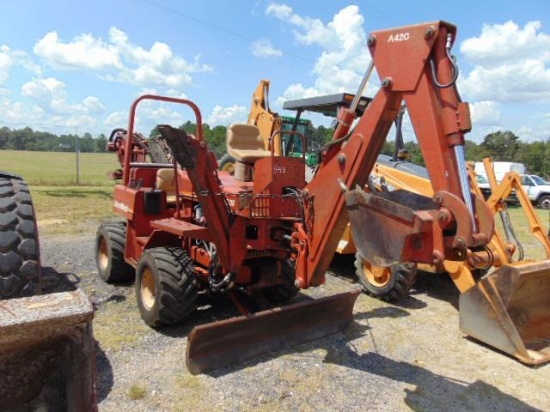 DITCH WITCH 5110 4-WHEEL DRIVE TRENCHER,