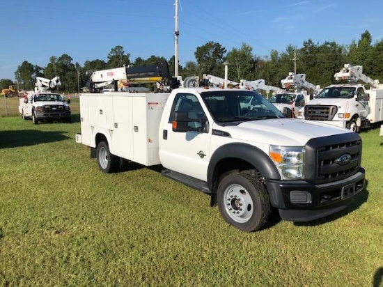 2012 FORD F-550 4 WHEEL DRIVE TRUCK,