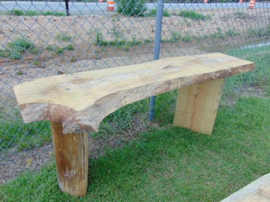 ROUGH SAWN WOOD BENCH