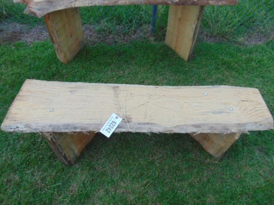 ROUGH SAWN WOOD BENCH