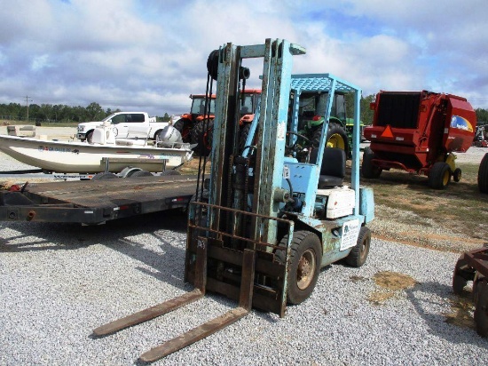 ABSOLUTE JET FORKLIFT WITH A 3 STAGE MAST,