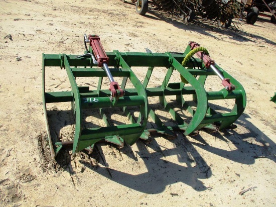 JOHN DEERE 72 " QUICK ATTACH ROOT GRAPPLE