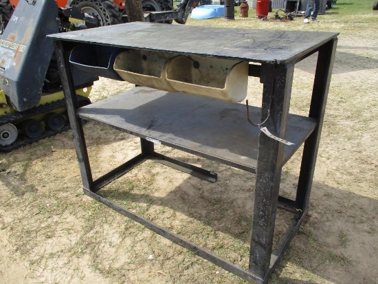METAL SHOP TABLE WITH 3 BINS