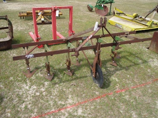 2 ROW CULTIVATOR