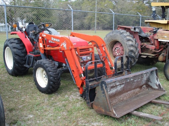 BRANSON 4720I TRACTOR MFWD
