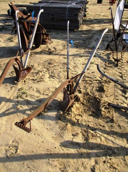 ANTIQUE MULE PLOW