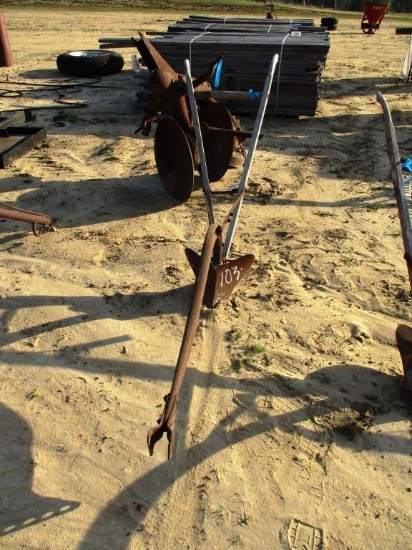 ANTIQUE MULE PLOW