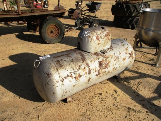 200 GALLON LP GAS TANK