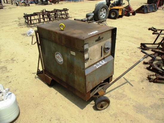 MILLER CP-300TS DC WELDER