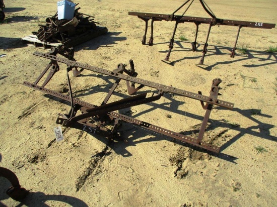 2 ROW CULTIVATOR