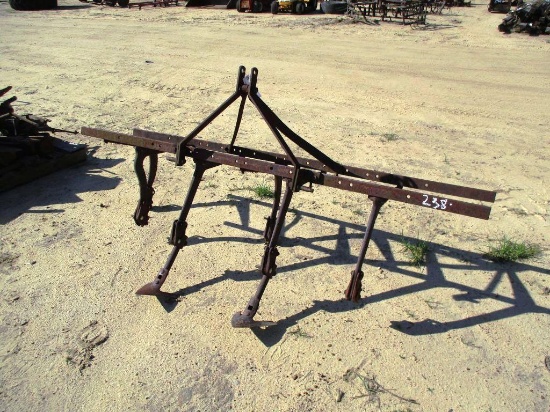 2 ROW CULTIVATOR