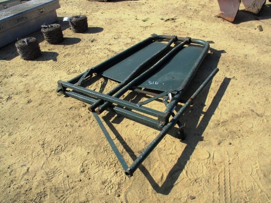 BIG VALLEY COW HEAD GATE