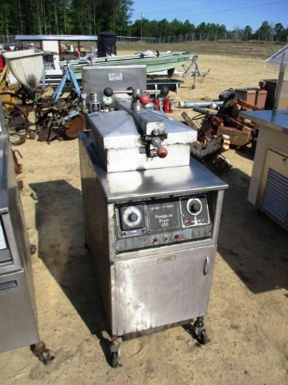 HENNY PENNY 500 PRESSURE COOKER