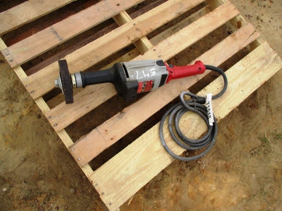 MILWAUKE 6IN STRAIGHT GRINDER