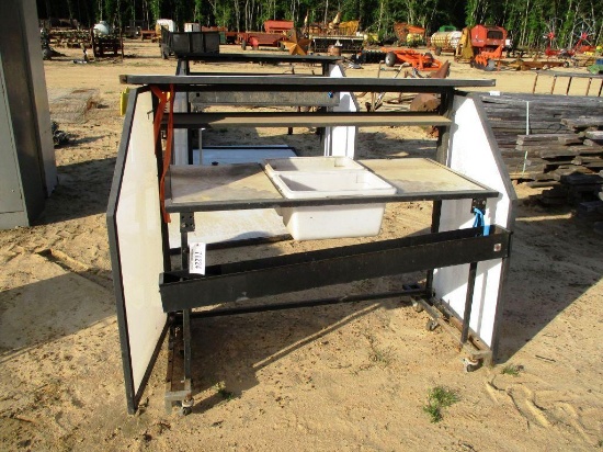 OUTDOOR WET BAR