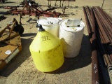 1- 30 GALLON MIXING TANK AND 4 PLASTIC BARRELLS