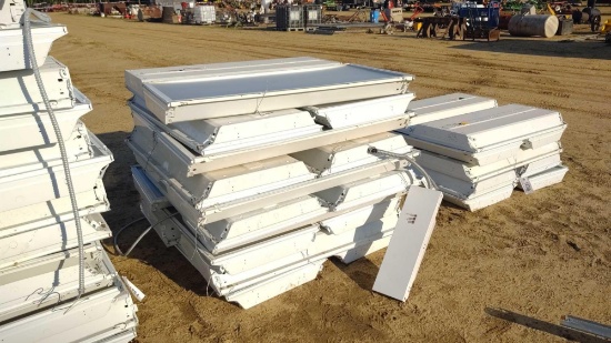 20 - 2'x4' RECESSED LIGHTS 110 VOLT