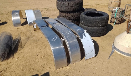 2 - ALUMINUM DOUBLE AXLE TRAILER FENDERS