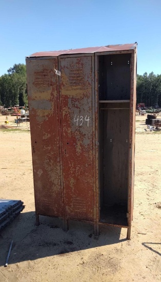 METAL CABINETS