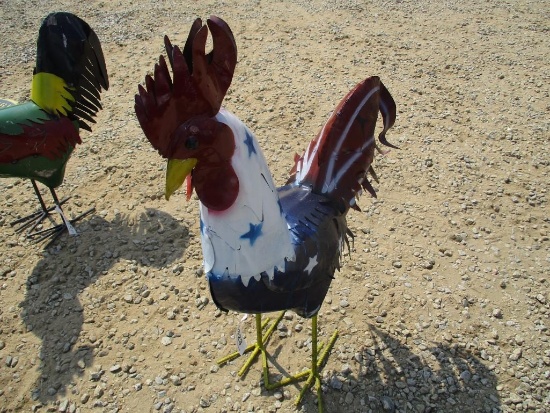 SMALL METAL ROOSTER