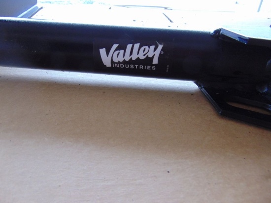 VALLEY MODEL 82710 RECEIVER HITCH,