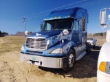 1372 -2005 FREIGHTLINER COLUMBIA SLEEPER CAB TRUCK