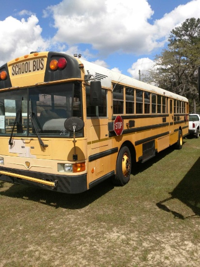 2005 ICCO MODEL PB305 SCHOOL BUS