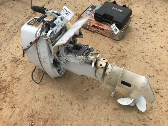 25 HP JOHNSON OUTBOARD MOTOR