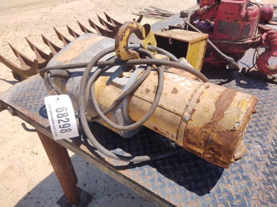 BUDGIT 1 TON CHAIN HOIST