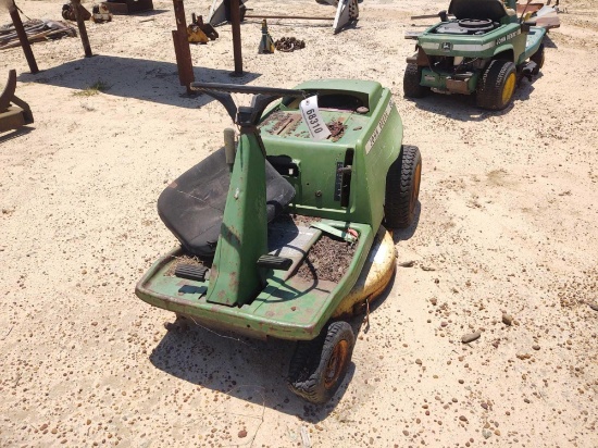 JD 68 LAWN MOWER