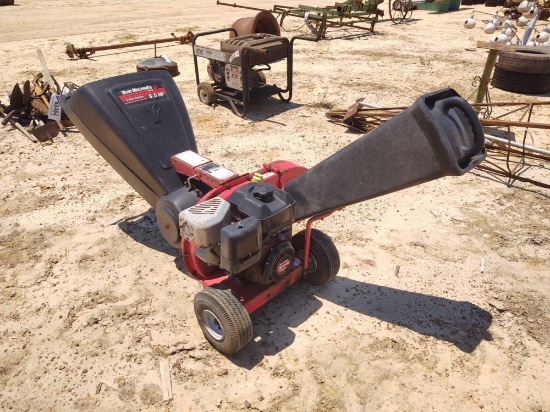 YARD MACHINE CHIPPER SHREDDER