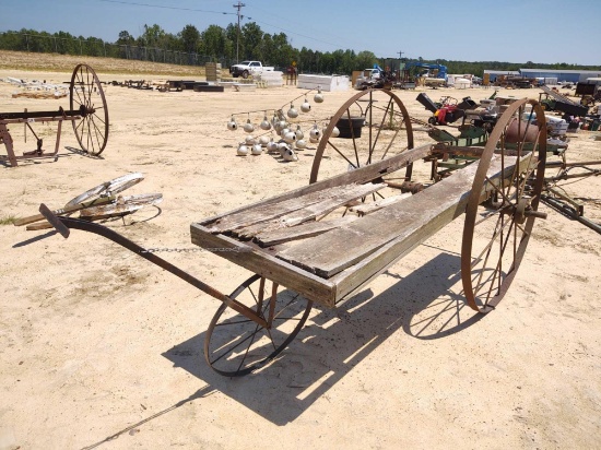 ANT FLOWER CART