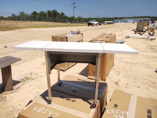 METAL TABLE 18IN X 48IN