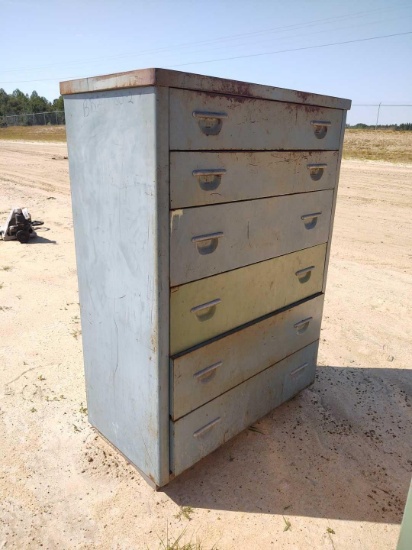 6 DRAWER METAL TOOL CABINET