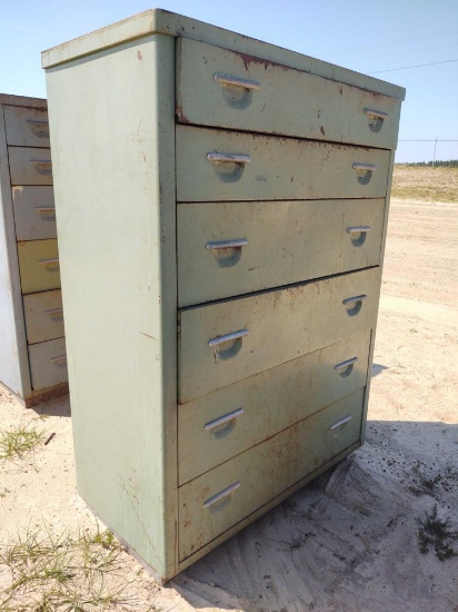 6 DRAWER METAL TOOL CABINET