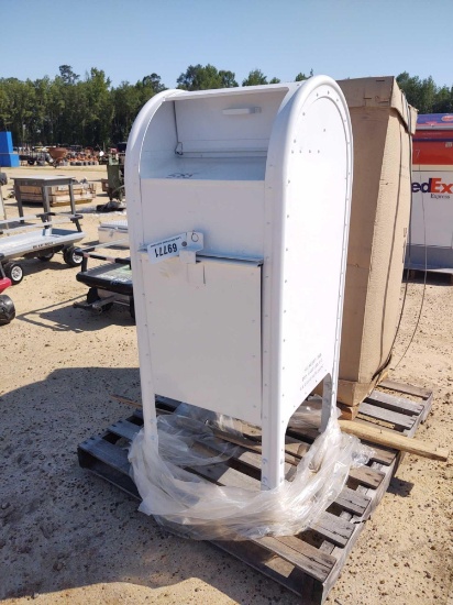 NEW US POSTAL SERVICE MAIL BOX