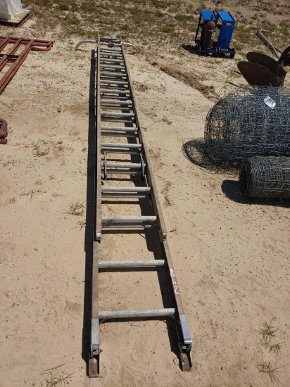 FIBERGLASS 32FT LADDER